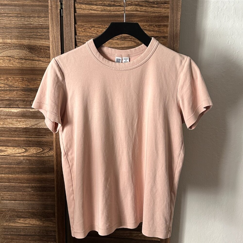 Uniqlo T-Shirt